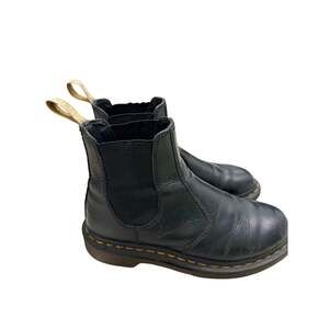 DR. Martins vegan Felix Chelsea boots black size 6